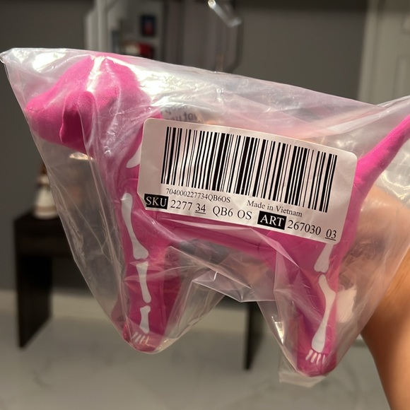 PINK Victoria’s Secret Mini Dog - Picture 3 of 4